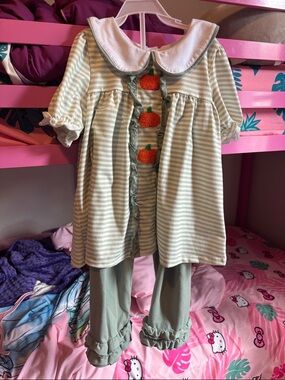 Girls' Sage Stripe Pumpkin Applique Matching Set